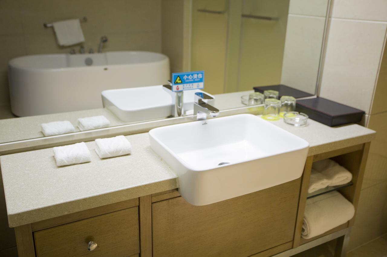 Fuke Jirui Hotel Urumqi Extérieur photo