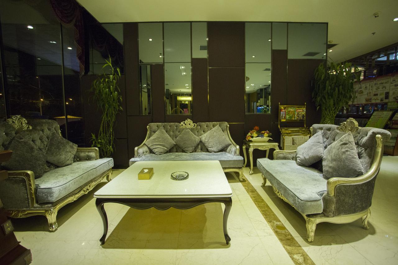 Fuke Jirui Hotel Urumqi Extérieur photo