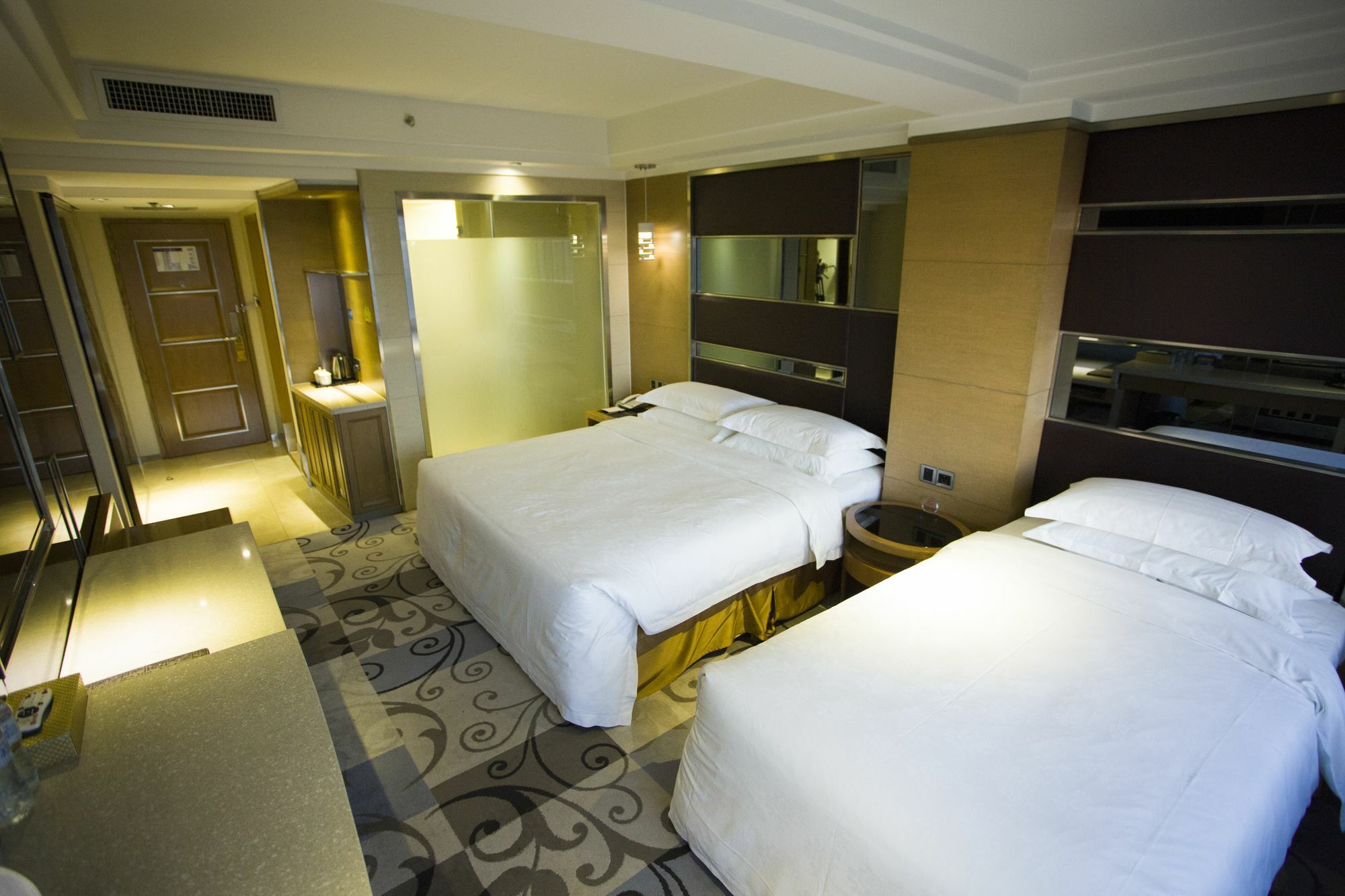 Fuke Jirui Hotel Urumqi Extérieur photo