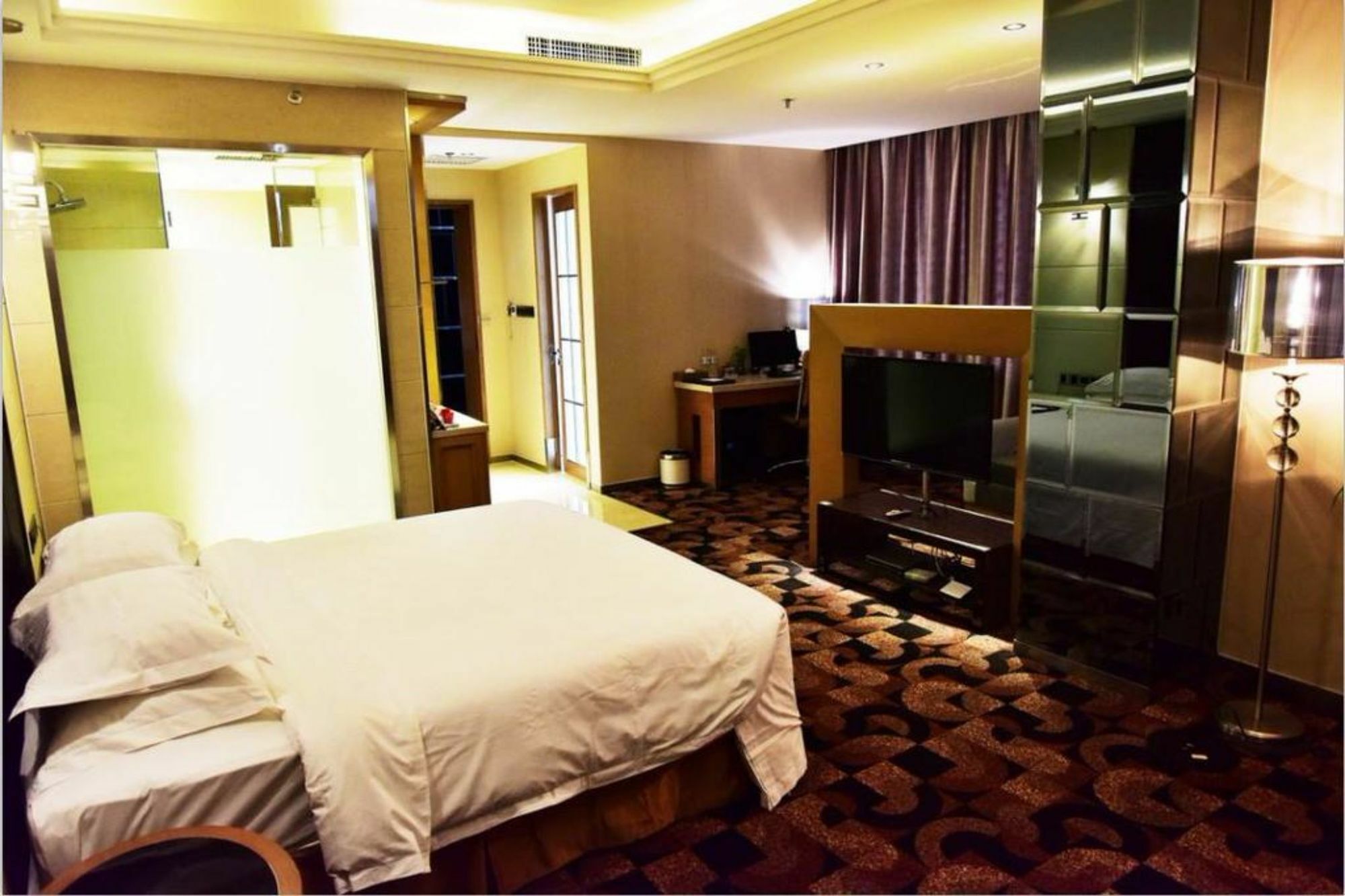 Fuke Jirui Hotel Urumqi Extérieur photo